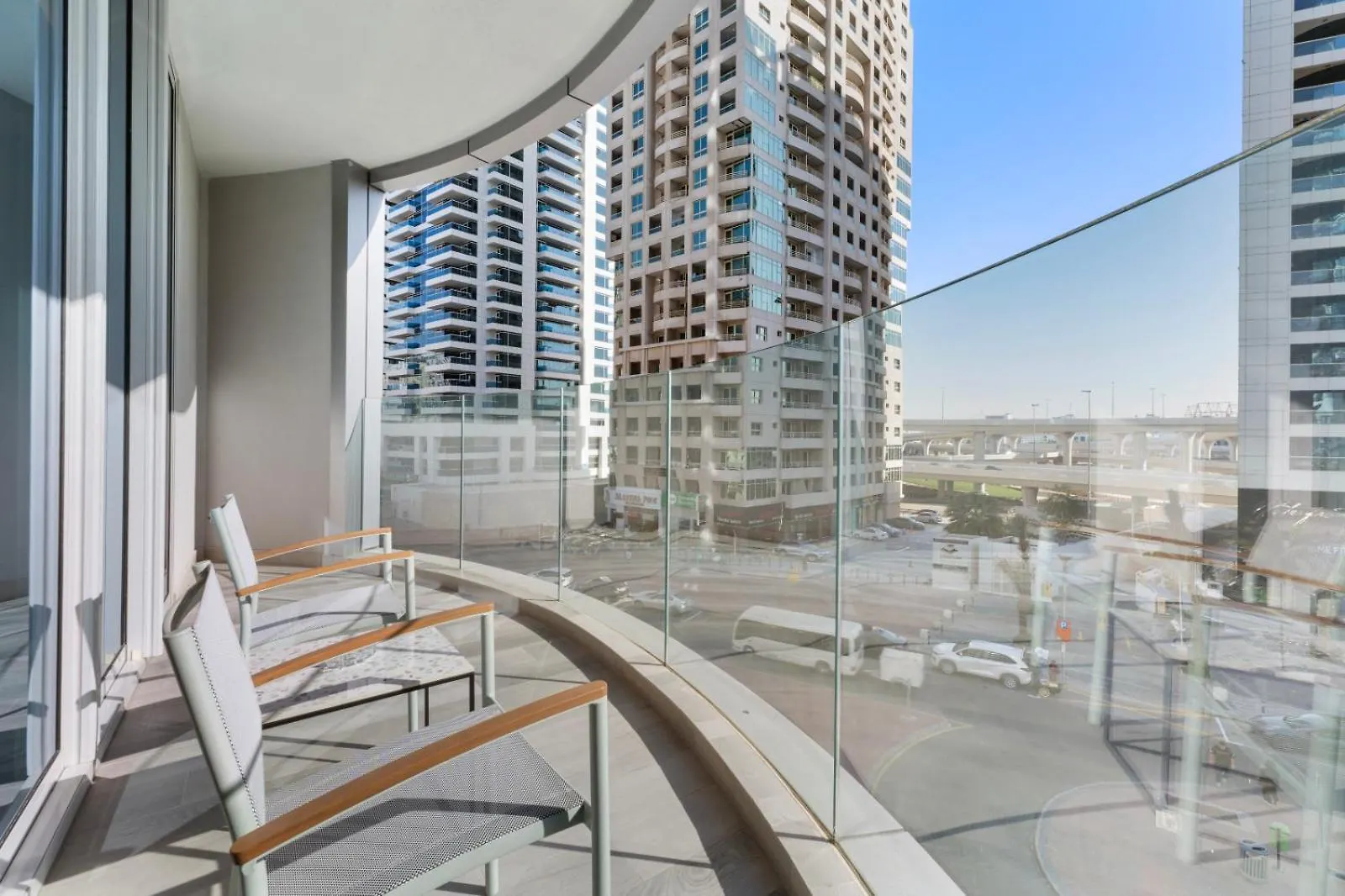 Luxury Living In Dubai Marina 1Br Extra Large Apartment